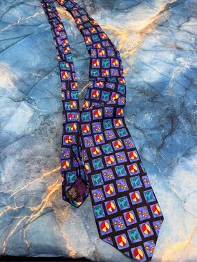 Save the Children silk tie NWOT